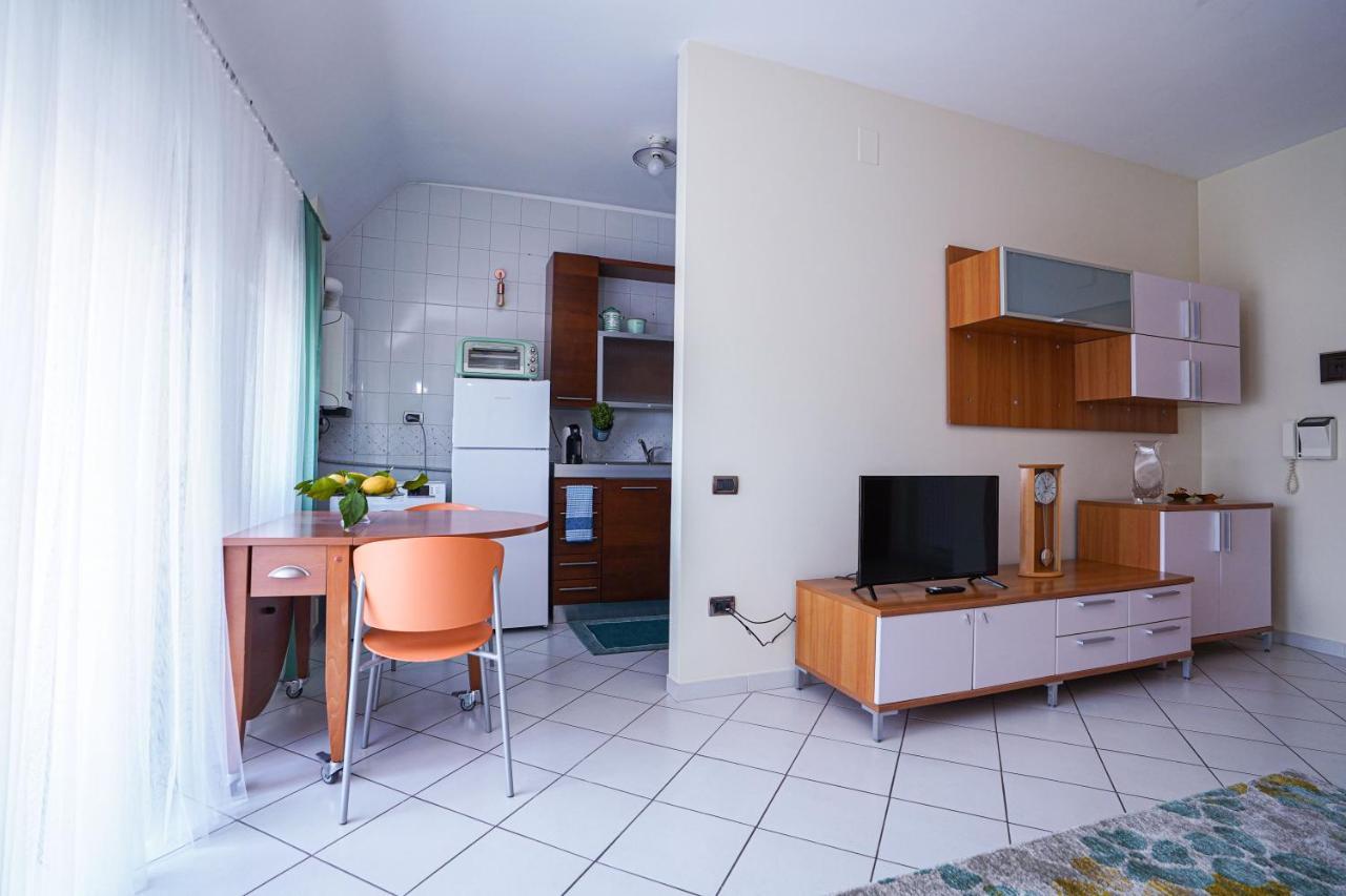 La Casa Di Azzurra Centro Citta Appartamento Fino A 4 Posti Letto E 2 Bagni Foggia Bagian luar foto
