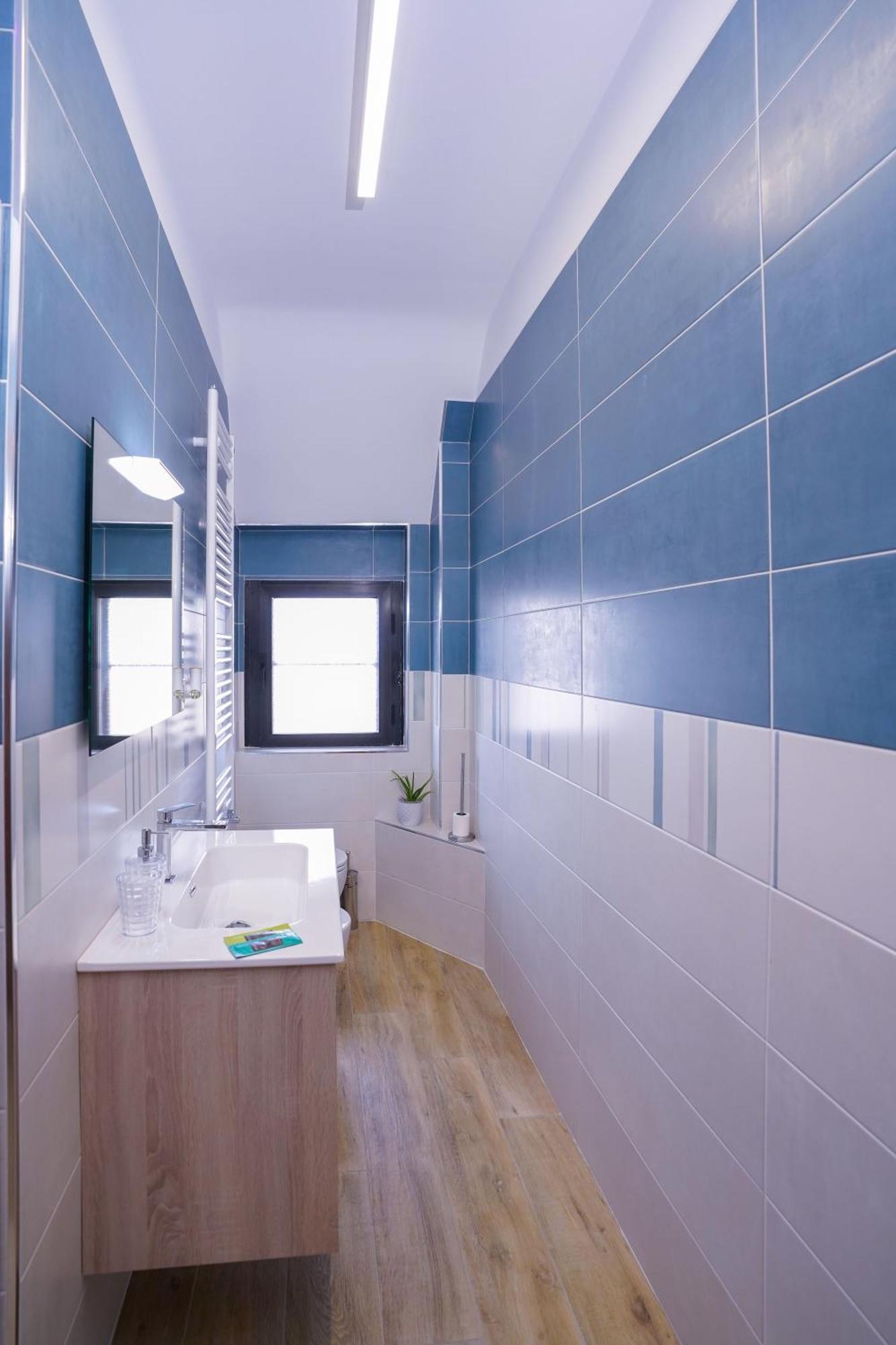 La Casa Di Azzurra Centro Citta Appartamento Fino A 4 Posti Letto E 2 Bagni Foggia Bagian luar foto